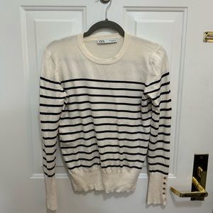 Zara Crewneck Lightweight Sweater - Cream & Navy Striped - Medium